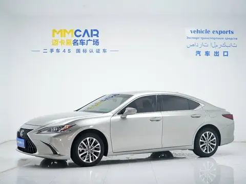 2022 Lexus ES 200