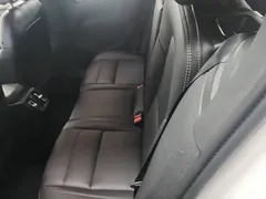 2021 Volvo XC40 T4 4WD Luxury, белый — фото 17