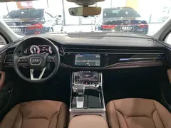 2021 Audi Q7 55 TFSI quattro S line, чёрный — фото 8
