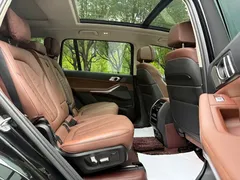 2021 BMW X7 xDrive40i, чёрный — фото 14