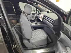 2026 Nio ES8 6-seat Executive Luxury, чёрный — фото 10