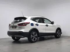 2021 Nissan Qashqai 2.0L CVT Luxury, белый — фото 2