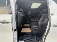 2021 Toyota Vellfire Hybrid 2.5L HV Luxury, белый — фото 11
