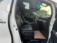 2021 Toyota Vellfire Hybrid 2.5L HV Luxury, белый — фото 13