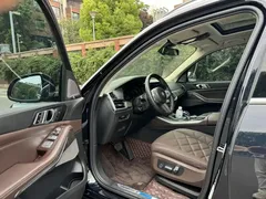 2022 BMW X5 xDrive 30Li M, чёрный — фото 4
