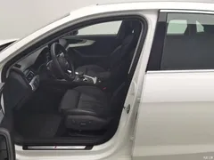2023 Audi A4L 40 TFSI, белый — фото 9