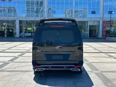 2023 Mercedes-Benz Vito 2.0T Business 7-seat, чёрный — фото 7