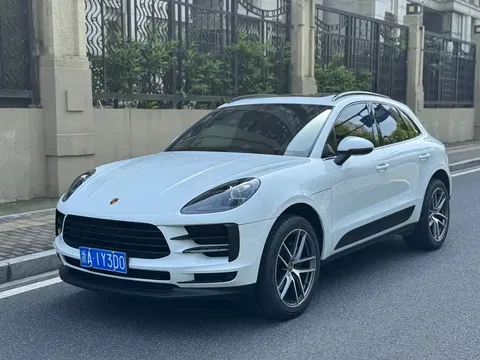 2021 Porsche Macan 2.0T