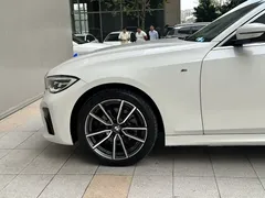 2022 BMW 3 Series 3 325Li M, белый — фото 5