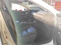 2022 Mazda 3 2.0L AT, белый — фото 6