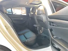 2022 Mazda 3 2.0L AT, белый — фото 7