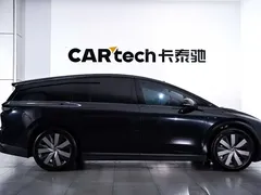 2025 Li Auto i8 Standard, чёрный — фото 3