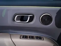 2025 Li Auto i8 Standard, чёрный — фото 25