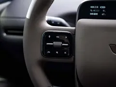 2025 Li Auto i8 Standard, чёрный — фото 31