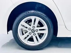 2022 Toyota Levin 185T CVT Luxury, белый — фото 5