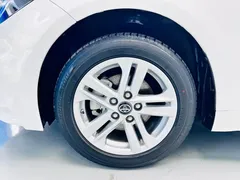 2022 Toyota Levin 185T CVT Luxury, белый — фото 6