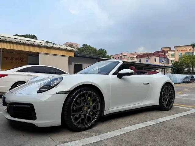 2022 Porsche 911 Carrera 4 Cabriolet 3.0T