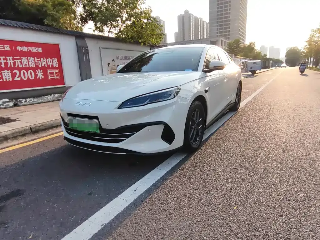 2025 BYD Seal 06 DM-i 80KM