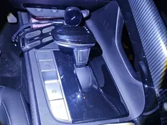 2022 Hyundai Elantra 1.5L CVT LUX, чёрный — фото 7