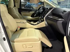 2021 Toyota Alphard Hybrid 2.5L Premium, белый — фото 6