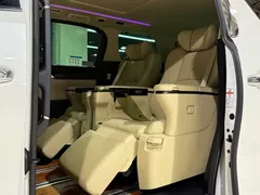 2021 Toyota Alphard Hybrid 2.5L Premium, белый — фото 9