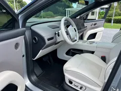 2025 Li Auto i6 4WD — фото 10