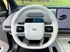 2025 Li Auto i6 4WD — фото 14