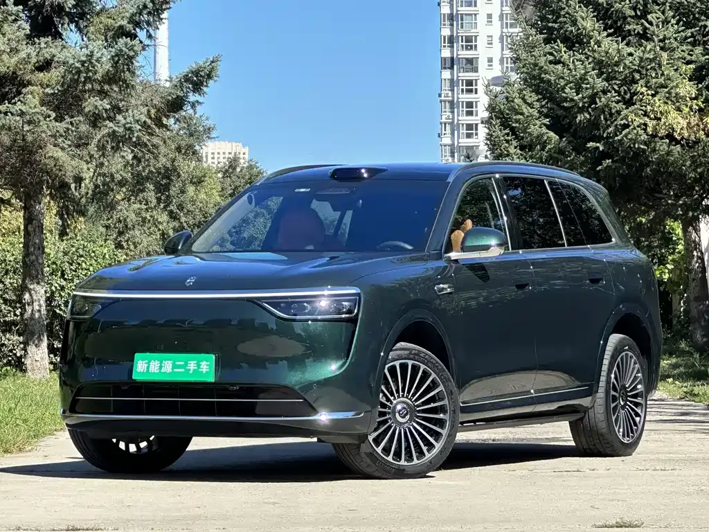 2025 Aito M8 53.4kWh 6 (192