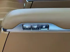 2025 Aito M8 53.4kWh 6 (192, зелёный — фото 27