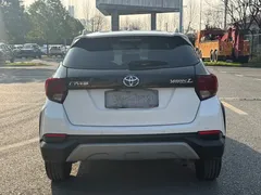 2022 Toyota Yaris L Zhixuan X 1.5L CVT PLUS, белый — фото 12