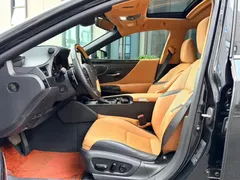2022 Lexus ES 300h Premium, чёрный — фото 4