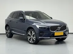 2023 Volvo XC60 T8 PHEV Long Range 4WD Luxury, синий — фото 3