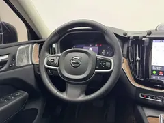 2023 Volvo XC60 T8 PHEV Long Range 4WD Luxury, синий — фото 13
