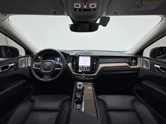 2023 Volvo XC60 T8 PHEV Long Range 4WD Luxury, синий — фото 14