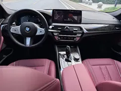2022 BMW 5 Series 5 525Li M, чёрный — фото 13