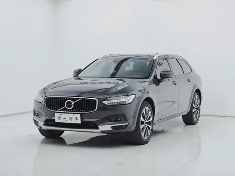 2022 Volvo V90 Cross Country B5 AWD