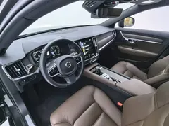2022 Volvo V90 Cross Country B5 AWD — фото 19