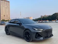2022 Changan UNI-V 1.5T — фото 3