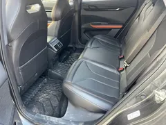 2022 Changan UNI-V 1.5T — фото 10
