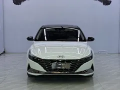 2022 Hyundai Elantra 1.5L CVT LUX Premium, белый — фото 3
