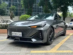 2023 Changan UNI-V 1.5T — фото 1