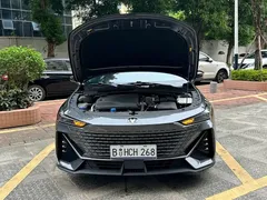 2023 Changan UNI-V 1.5T — фото 14
