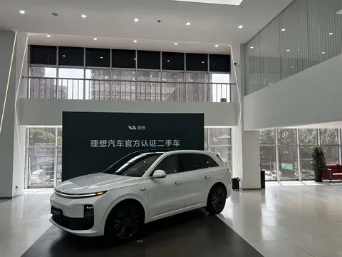 2025 Li Auto L6 Pro