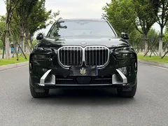 2023 BMW X7 xDrive40i, чёрный — фото 2