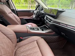 2023 BMW X7 xDrive40i, чёрный — фото 12