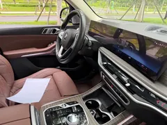 2023 BMW X7 xDrive40i, чёрный — фото 13