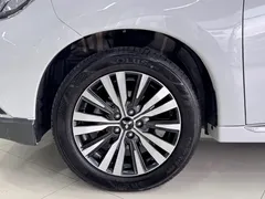 2021 Mitsubishi Outlander 2.0L 2WD 5, белый — фото 16