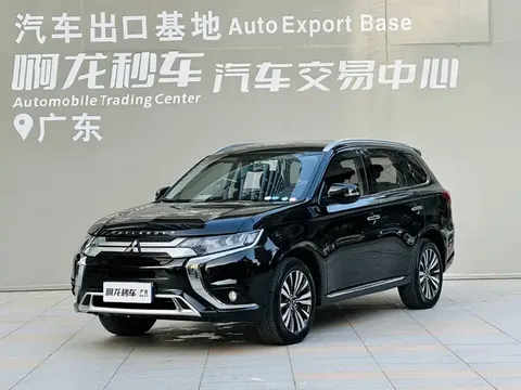 2021 Mitsubishi Outlander 2.4L 4WD 7