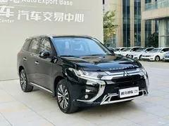 2021 Mitsubishi Outlander 2.4L 4WD 7, чёрный — фото 3