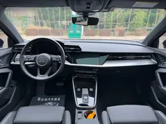 2022 Audi A3L Limousine 35 TFSI, синий — фото 9